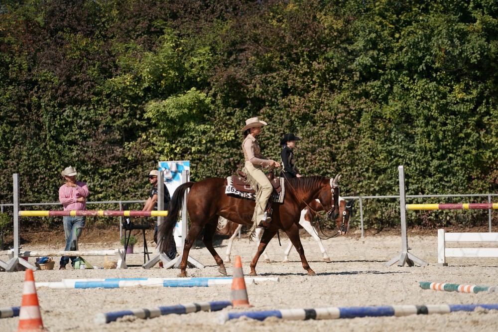 s_A_907973.JPG